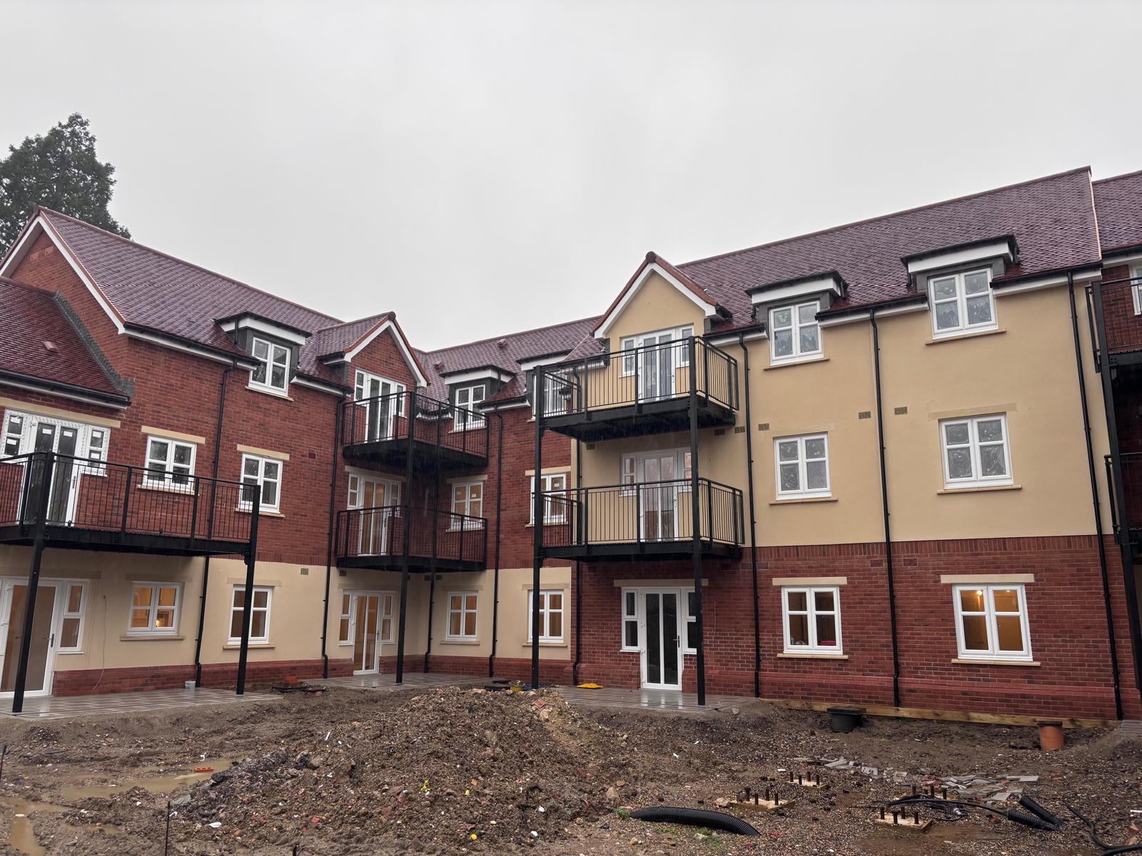 LIPHOOK / McCARTHY & STONE